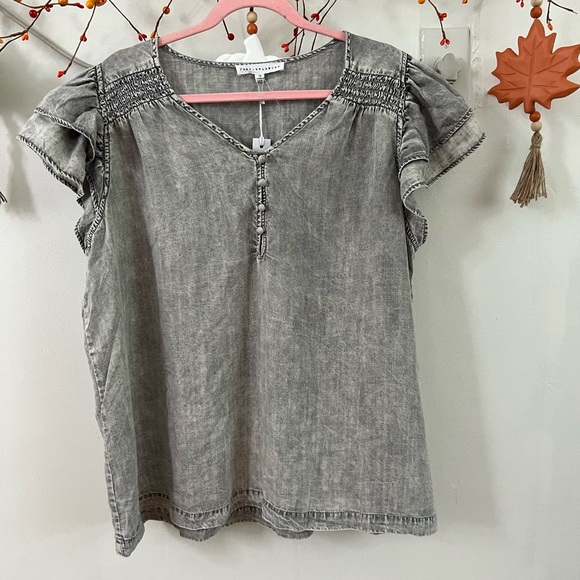 Jane and Delancey Charcoal Ruffle Sleeve Blouse - Picture 1 of 6